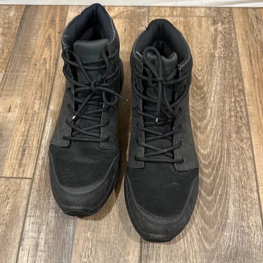 DC Shoes Torstein 3BK Mens Black Leather Winter Boots ADYB700026 Size 11.5